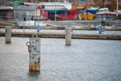 Gdynia. Zima w porcie jachtowym.04.01.2012fot. Mateusz...