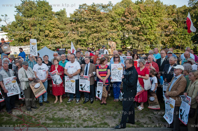 Gdansk. Transmitowany na zywo program interwencyjny...