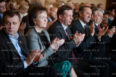 Gdansk. Ratusz Glownego Miasta. Uroczystosc wreczenia...