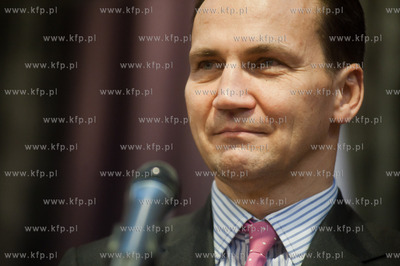 Gdansk. Hotel Hilton. Konferencja prasowa Ministrow...