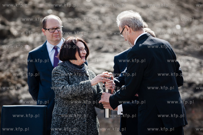 Gdansk. Uroczystosc wmurowania kamienia wegielnego...