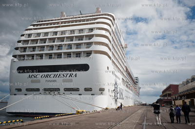 Port w Gdyni. Nabrzeze Francuskie. Wizyta wycieczkowca...