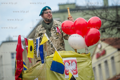 Gdynskie Urodziny Niepodleglej. Parada Niepodleglosci...
