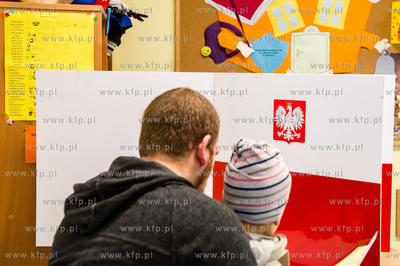 Gdansk. Kielpino Gorne. Obwodowa Komisja Wyborcza nr....