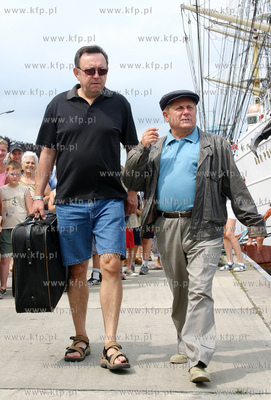 Ekipa filmowa serialu Swieta Wojna (TVP2) realizuje...