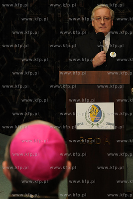 Nadanie imienia Lecha Walesy Gimnazjum nr 1 dzia3ajacym...