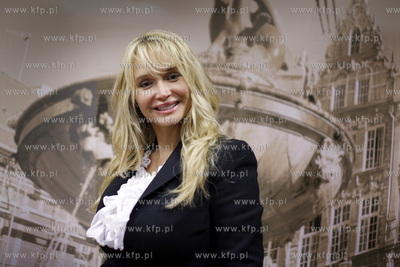 Galeria Baltycka. Spotkanie w EMPIK-u,  z aktorami...