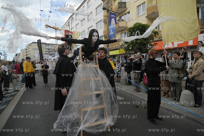 Cudawianki czyli Noc Swietojanska w Gdyni. Nz Miedzynarodowa...