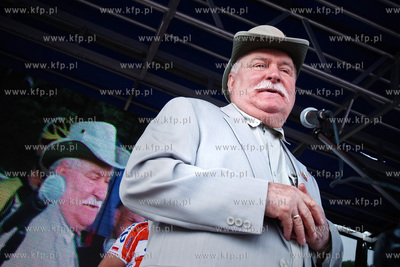 Pierwszy Maraton Sierpniowy w Gdansku Nz. Lech Walesa...