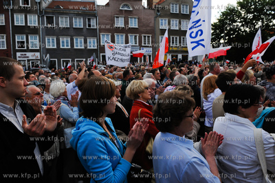 Gdansk. Targ Rybny. Wiec wyborczy Jaroslawa Kaczynskiego,...