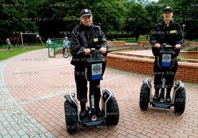 Slupscy policjanci jako pierwsi w Polsce testuja nowoczesne...