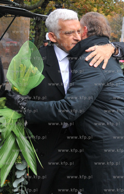 Cmentarz witominski w Gdyni. Przewodniczacy Europarlamentu...