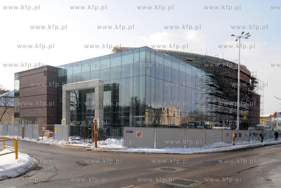 Budowa gmachu filharmonii u zbiegu ulic Hallera, Dworcowej...