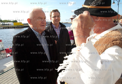 Ustka Leszek Miller, szef SLD w ramach akcji Pogodne...