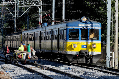 Trzy razy w ciagu minionych dwoch tygodni kradziono...