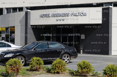 Hotel Business Faltom na granicy Gdyni i Rumi jest...