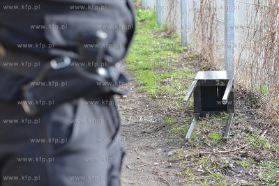 Gdynia. Kradziez skarbony z pieniedzmi z kosciola sw....