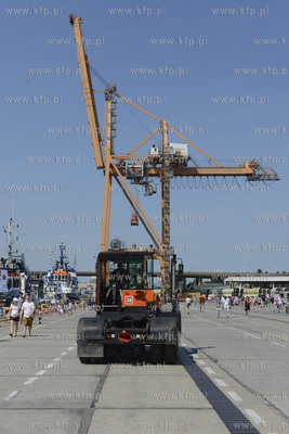 Gdynia. Dzień otwarty w Bałtyckim Terminalu Kontenerowym...