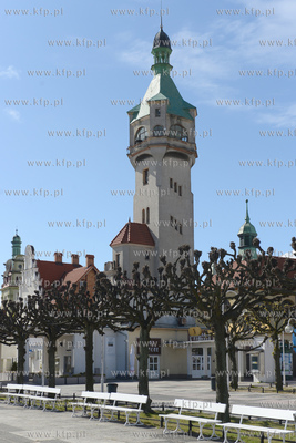 Sobota 25 kwietnia 2020 roku w Sopocie, godziny przedpołudniowe...