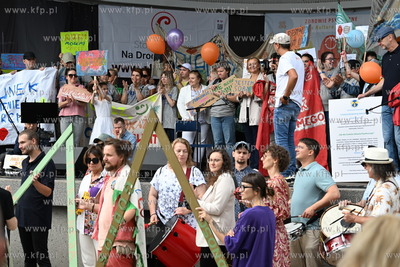 Marsz dla Zdrowia Psychicznego #poGodność i okazania...