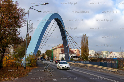 Wiadukt kolejowy na ulicy Wojska Polskiego w Tczewie....