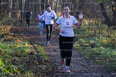Biało-czerwony parkrun na terenie Parku Kulturowego...