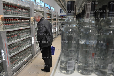 Oficjalne otwarcie dla klientow centrum handlowego...