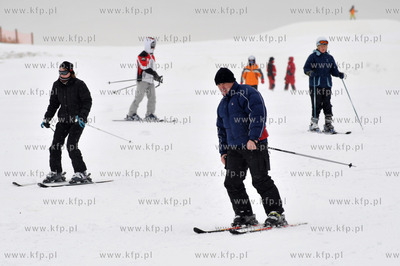 Stok narciarski w Przywidzu na Kaszubach. Na miejscu...
