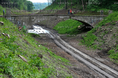 Dawny wiadukt trasy kolejowej Gdansk - Kokoszki nazywany...