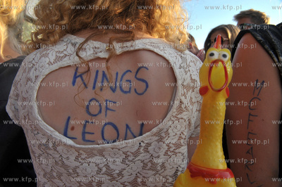 Heineken Open'er Festival w Gdyni. Fanki Kings of Leon....