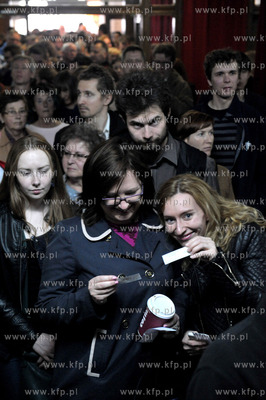 Ostatni dzien dzialalnosci kin Neptun, Kameralne i...