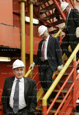 Wizyta w Lotosie  Ministra Gospodarki RP Piotra Wozniaka....