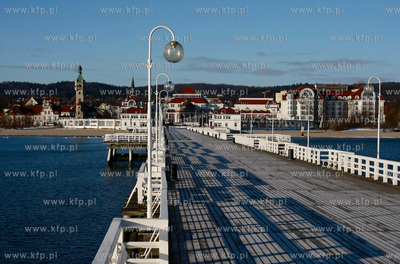 Sopot. Molo.
04.03.2010
fot. Krzysztof Mystkowski...