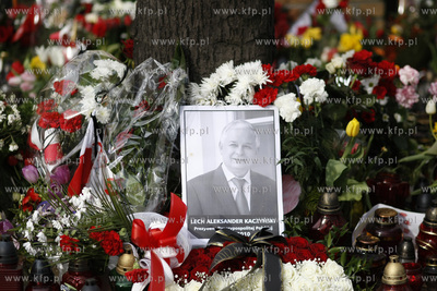 Sopot. 8:56 w całej Polsce zabily dzwony i rozlegly...