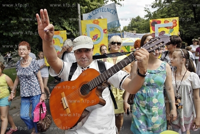 Gdansk. Sobotkowe Swieto Jaskowej Doliny. Nz. uroczysta...