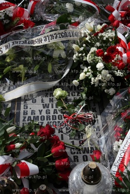 Gdańsk. Cmentarz garnizonowy. Odsłonięcie tablicy...