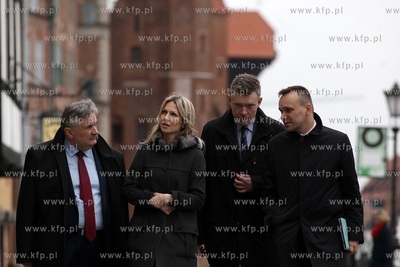 Wizyta kandydatki na fotel prezydenta RP Magdaleny...