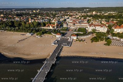 Sopockie molo, latarnia morska, Dom Zdrojowy, Sheraton,...