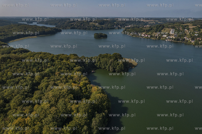 Jezioro w Ostrzycach.
06.09.2024
fot. Krzysztof Mystkowski...