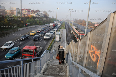 Gdansk. Poranne korki na Armi Krajowej.
07.11.2011
fot....