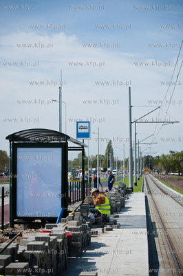 Gdansk. Budowa ulic i torowisk na ul Hallera i Uczniowskiej,...