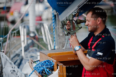 Gdynia. Port Jachtowy. Basen Zaruskiego. Zeglarz Maciej...