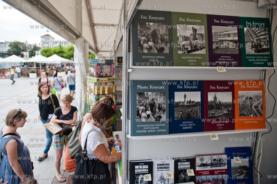 Plac Przyjaciol Sopotu. Festiwal Literacki w Sopocie....