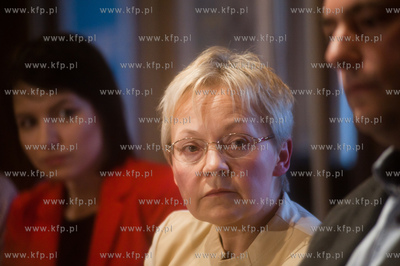 Gdansk. Ratusz Staromiejski. Debata publiczna pt. Co...