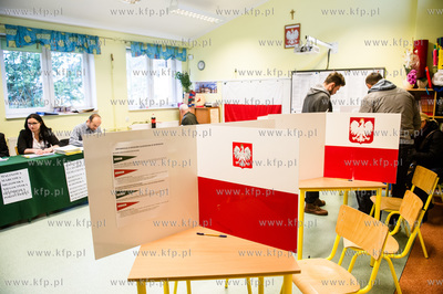 Gdansk. Kielpino Gorne. Obwodowa Komisja Wyborcza nr....