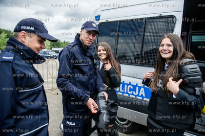 Gdansk. Matarnia. Oddzial Prewencji Policji KWP w Gdansku....