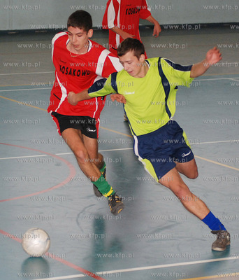 Ostatnia koejka Ligi Pilki Halowej gminy Kosakowo.
06.01.2008
fot....