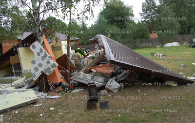 Konarzyny w gminie Stara Kiszewa nad jeziorem Drzęszcz.W...
