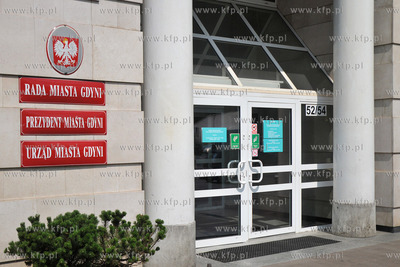 Dwie urzedniczki z Urzedu Miasta w Gdyni podejrzane...