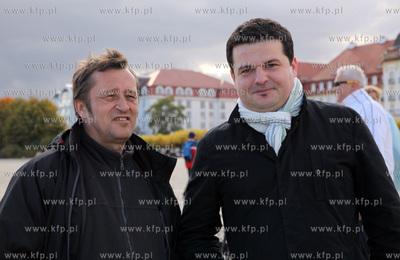 Sopot. Inauguracja sezonu sopockich Morsow. Nz. posel...